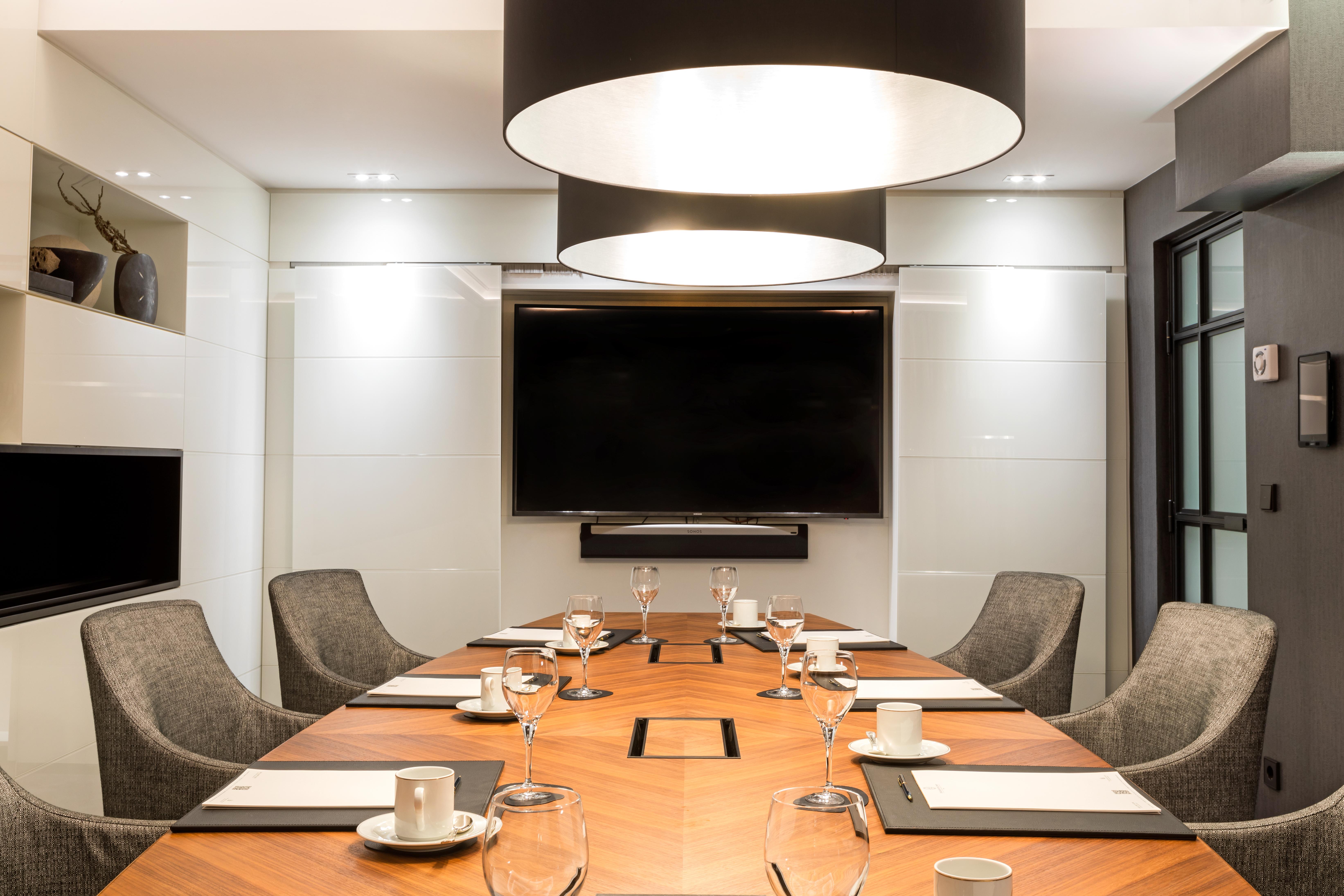 Excelsior Hotel Ernst Am Dom Cologne Exterior photo Meeting room at the hotel
