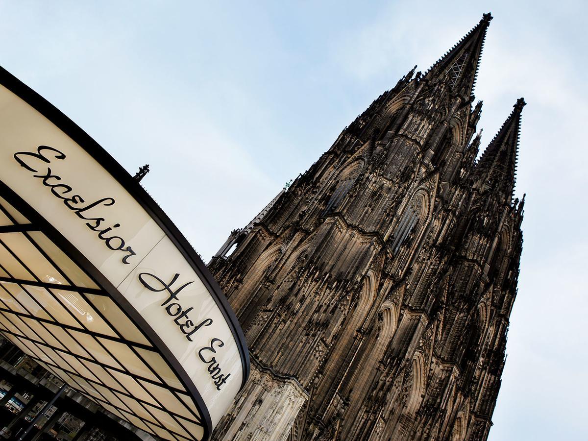 Excelsior Hotel Ernst Am Dom Cologne Exterior photo The hotel in 2011